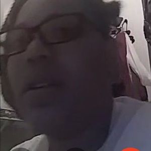 Meet your Posher, Marie